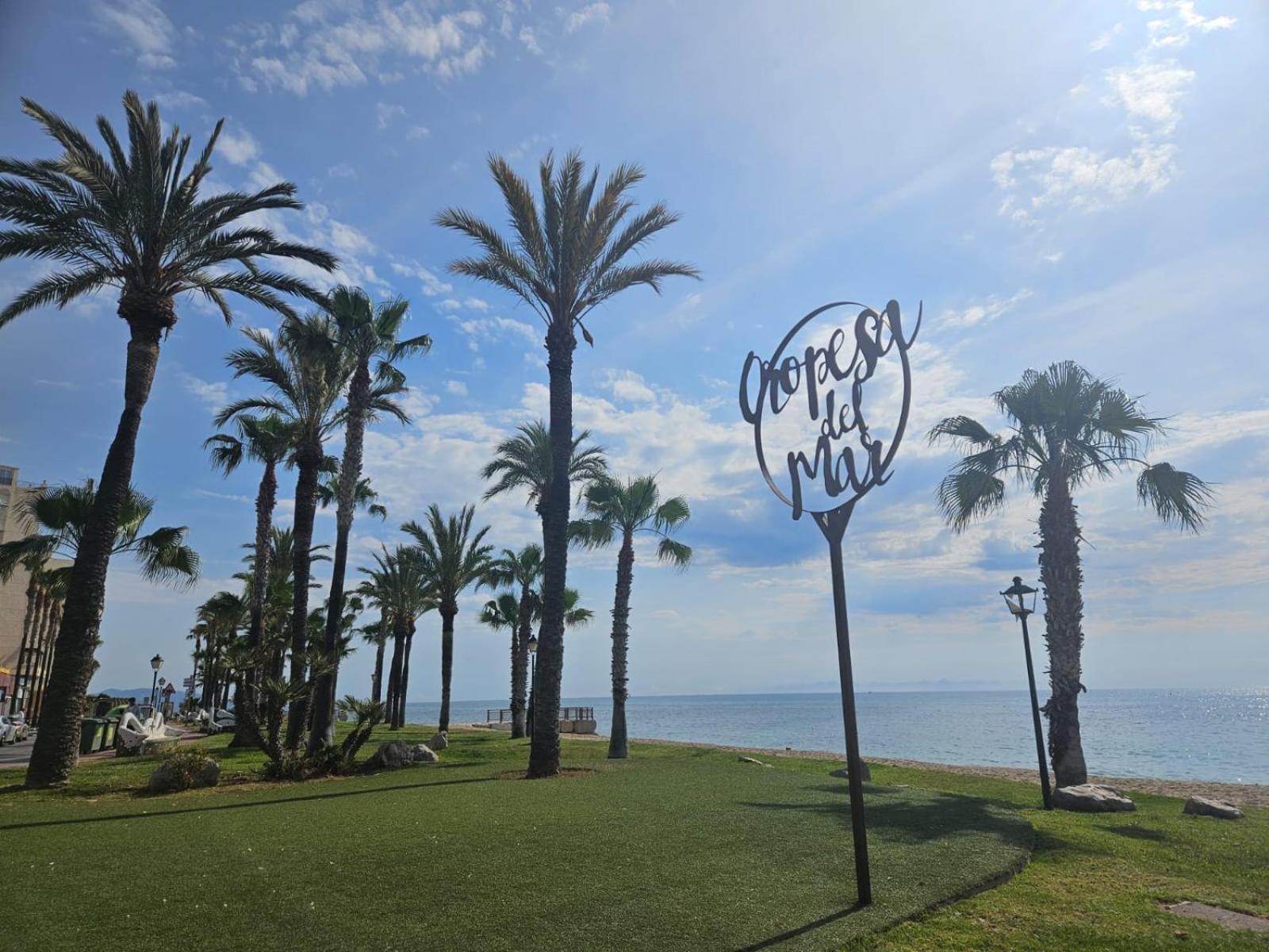 Mondrian Magic World - Sea View First Line Of The Beach Oropesa del Mar Exteriér fotografie